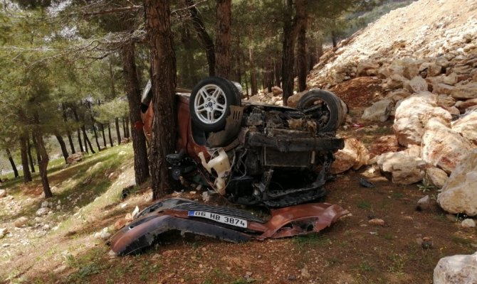 Kahramanmaraş'ta bu otomobilden sağ çıktı