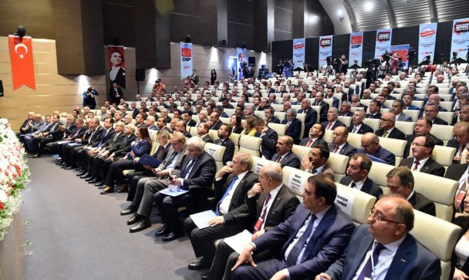 CHP’li belediye başkanları Ankara’da bir araya geldi