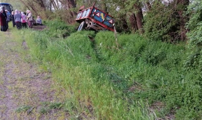 Afşin'de traktörden kopan römorktaki tarım işçileri ölümden döndü