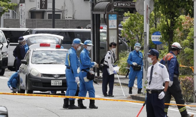 Japonya’da bıçaklı dehşet: 2 ölü, 16 yaralı