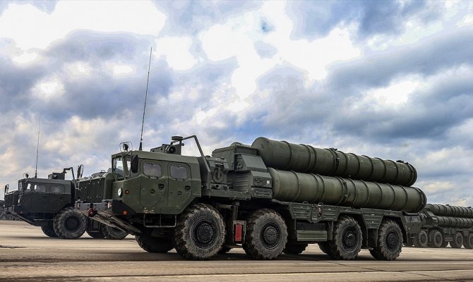 Rusya: S-400'lerin teslimatına 2 ay içerisinde başlayacağız