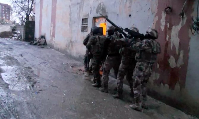 Cizre’de PKK/KCK operasyonu: 9 gözaltı