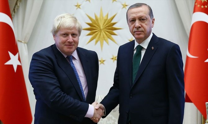 Cumhurbaşkanı Erdoğan'dan İngiltere Başbakanı Johnson'a tebrik