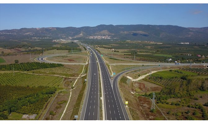 İstanbul ile İzmir arası 3,5 saate düşüyor