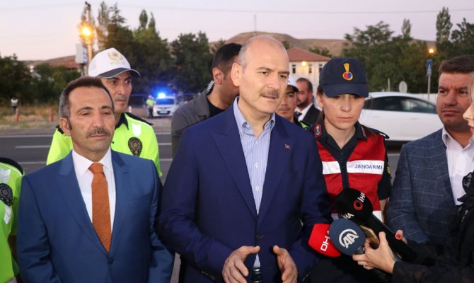 İçişleri Bakanı Soylu: “Ekiplerimiz uyandırma servisi gibi çalışıyor”