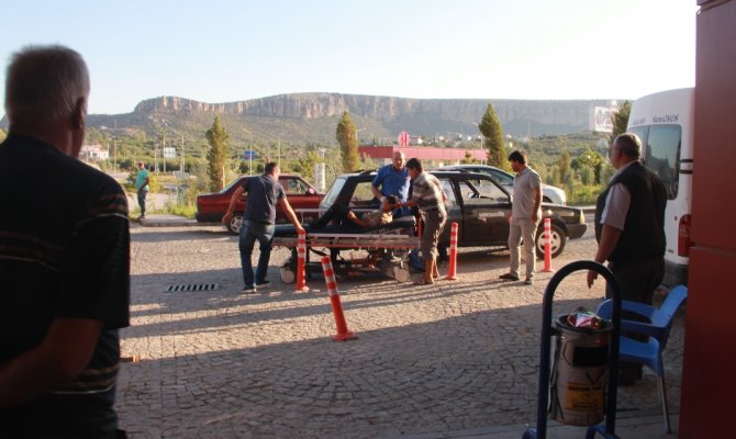 Kontrolden çıkan traktör devrildi: 10 yaralı