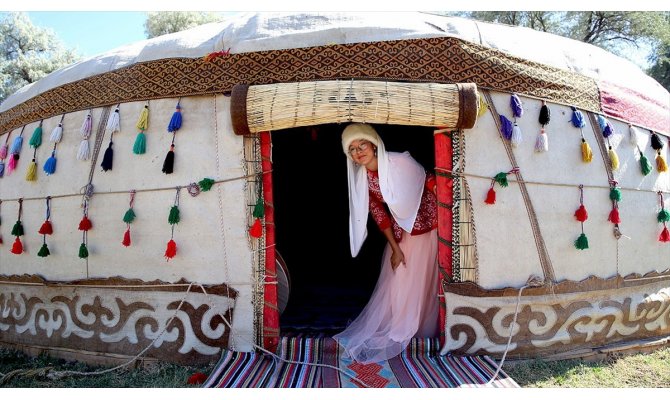 Kapadokya'daki 'Kırgız Obası'nda Türk kültürünü tanıtıyorlar