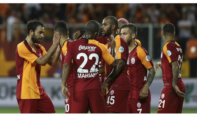 Galatasaray lige iyi başlıyor