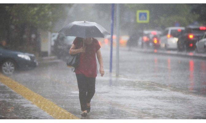 Meteorolojiden kuvvetli yağış uyarısı