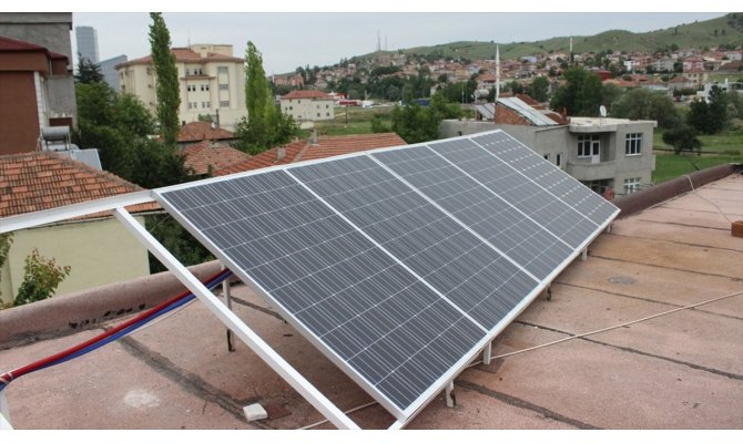 Lisanssız güneş santrallerinde elektrik üretimi yüzde 23,8 arttı