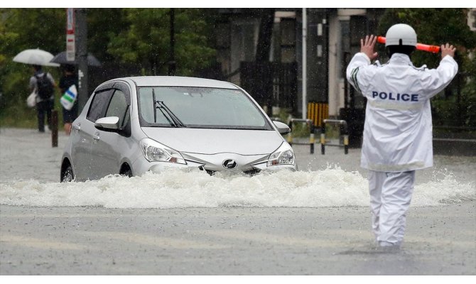 Japonya'da yağışlar nedeniyle 847 bin kişiye tahliye talimatı