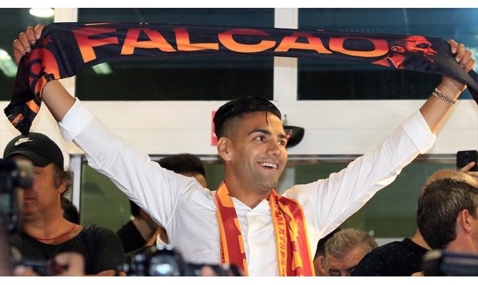 Galatasaray'ın 6. Kolombiyalı futbolcusu Falcao