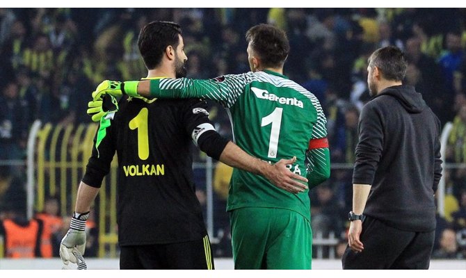 Muslera'dan Volkan Demirel'e destek mesajı