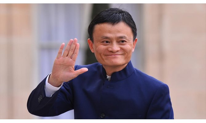 Çinli e-ticaret devi Alibaba'ın kurucusu Jack Ma emekliye ayrıldı