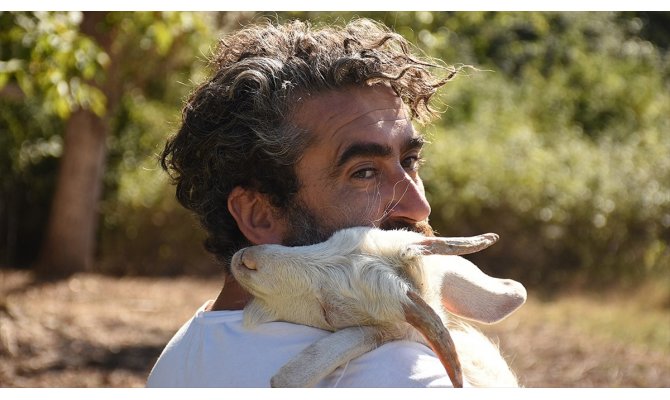 Hayalindeki yaşamı köyünde buldu