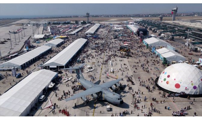 TEKNOFEST İstanbul ikinci gününde de büyük ilgi gördü