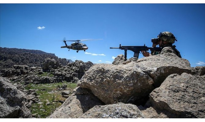 Tunceli'de 2 terörist etkisiz hale getirildi