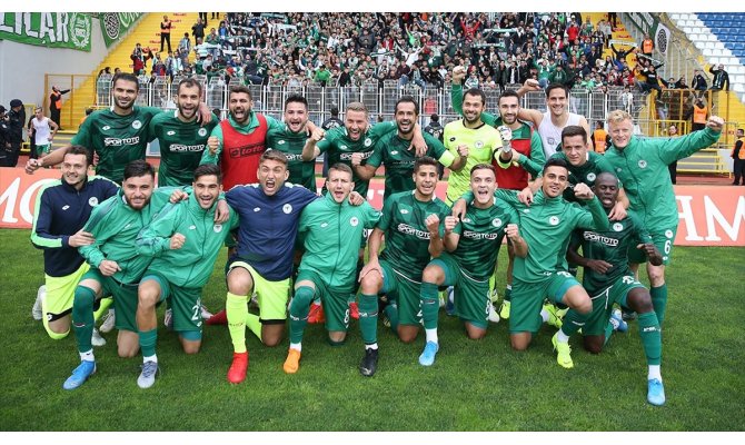 Konyaspor 'tarihi tekerrür ettirmek' istiyor