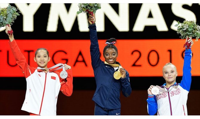 Simone Biles'ten büyük başarı