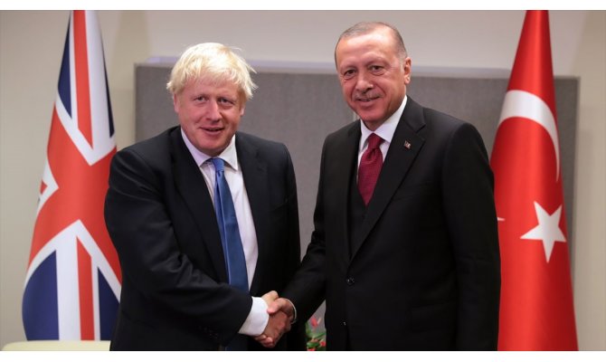 Erdoğan, İngiltere Başbakanı Johnson ile telefonda görüştü