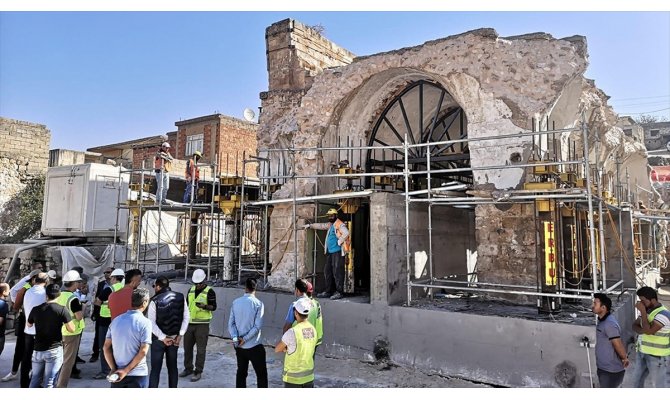 Hasankeyf'teki son eserin taşınmasına başlandı