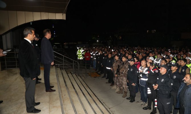 Gaziantep polisinden 1078 personel ve 81 ekip ile dev operasyon