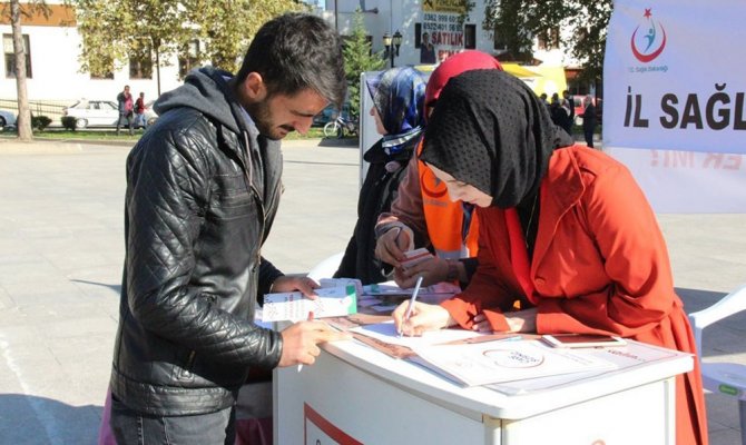 Türkiye’de 28 bin 470 kişi organ bağışı bekliyor