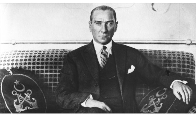 Büyük Önder Atatürk 81 yıldır özlemle anılıyor