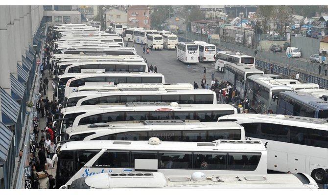 Turizm araçlarında yaş sınırı 12'ye yükseltildi