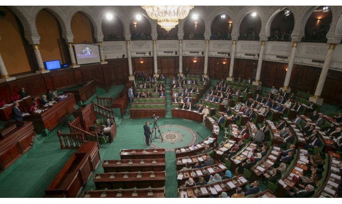 Tunus'ta hükümeti kurma görevi Nahda'nın adayı Cemeli'ye verildi