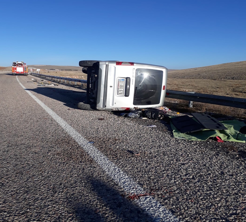 Sivas’ta trafik kazası:1 ölü 6 yaralı