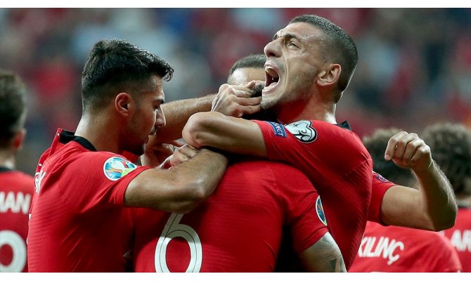 A Milli Futbol Takımı tarihinin en iyi grup performansıyla EURO 2020'de