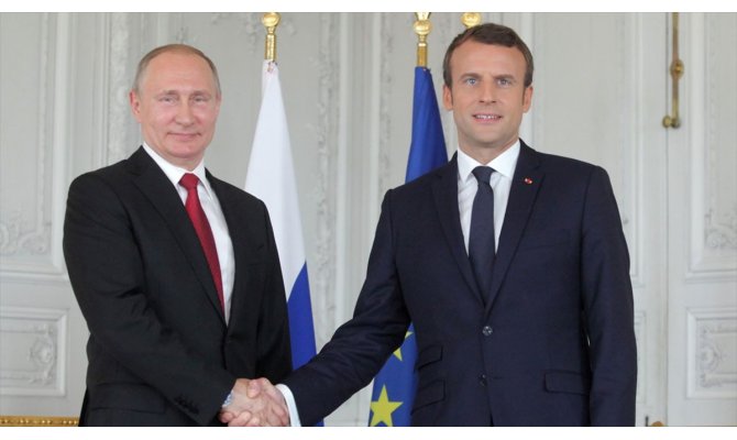 Putin ile Macron telefonda Ukrayna ve Suriye'yi görüştü