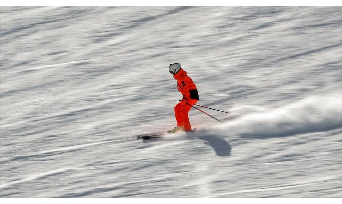 Andorra düşük vergilerden ve kayak turizminden kazanıyor