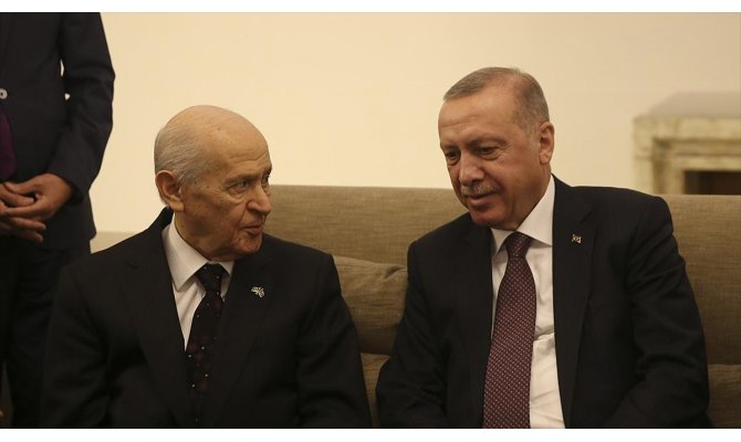 Erdoğan ile Bahçeli Meclis'te bir araya geldi