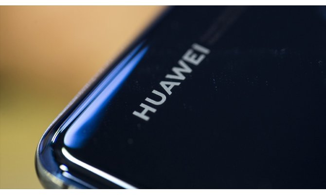 ABD Huawei ürünlerini yasakladı