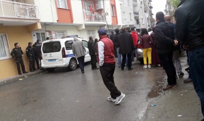 İzmir’de korkunç olay: Daha sonra polise teslim oldu