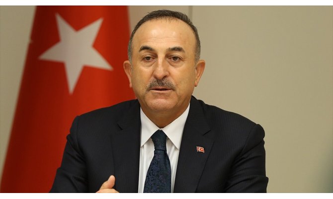 Bakan Çavuşoğlu: Kutuda tutmak için hava savunma sistemi mi alınır