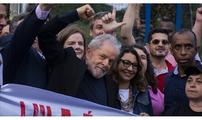 Brezilya'da eski Devlet Başkanı Lula Da Silva'nın mahkumiyet süresi uzatıldı