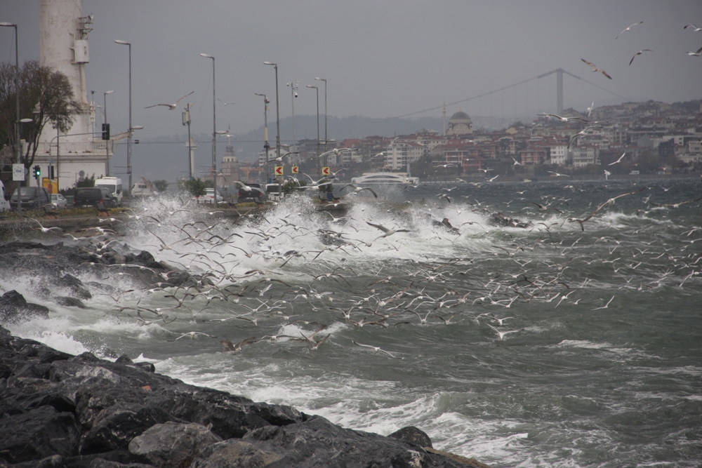 İstanbul’da gökkuşağı sürprizi