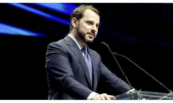 Bakan Albayrak: Yılı yüzde 12 enflasyon hedefinin altında kapatabileceğiz