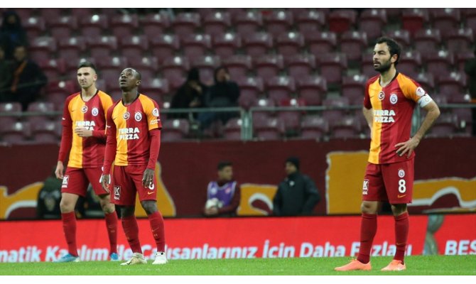 Galatasaray sahasında 2. lig takımı Tuzlaspor'a yenildi