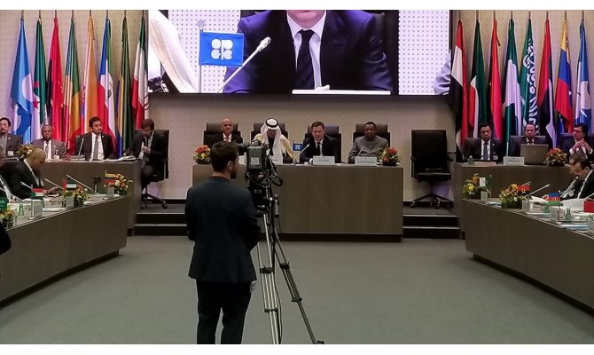 OPEC toplantısında Suudiler şaşırttı, Ruslar kazandı