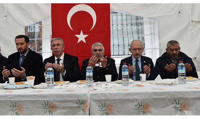 Kılıçdaroğlu'ndan şehit Yıldırım'ın ailesine taziye ziyareti