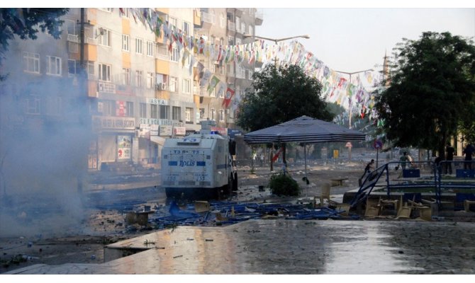 HDP mitingine saldırı davasında 3 sanığa 5'er kez ağırlaştırılmış müebbet