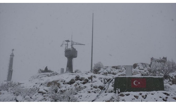 Şırnak'ta sınır birliklerine paratoner sistemi kuruldu