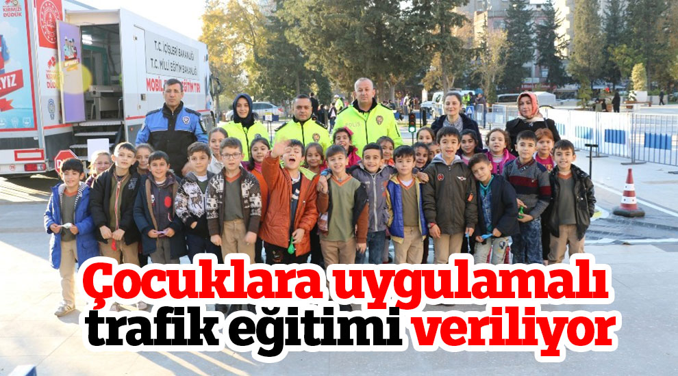 Çocuklara uygulamalı trafik eğitimi veriliyor