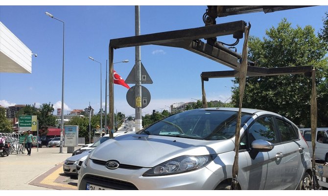 İstanbul Trafik Vakfı, park yasağını ihlal eden araçlarla ilgili faaliyetlerini sonlandırdı