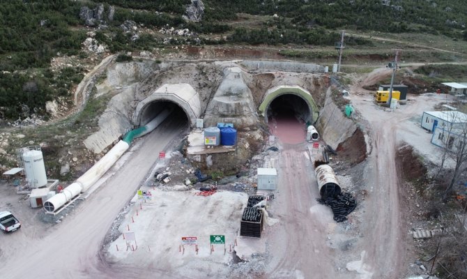 Ege’nin dev projesi ‘Honaz Tüneli’nde sona yaklaşıldı