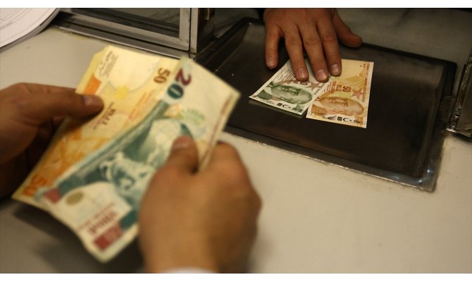 Yeni Türk Lirası banknotları değiştirmek için son gün 31 Aralık